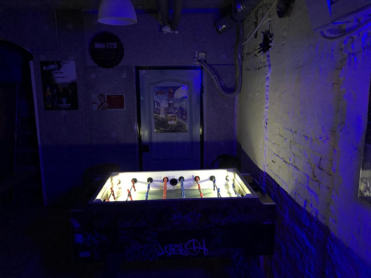 Whole Basement Former Pub2 For Stag Do, Men'S Cave Boedapest Buitenkant foto