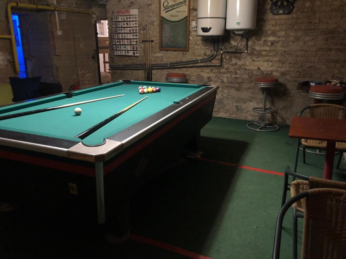 Whole Basement Former Pub2 For Stag Do, Men'S Cave Boedapest Buitenkant foto